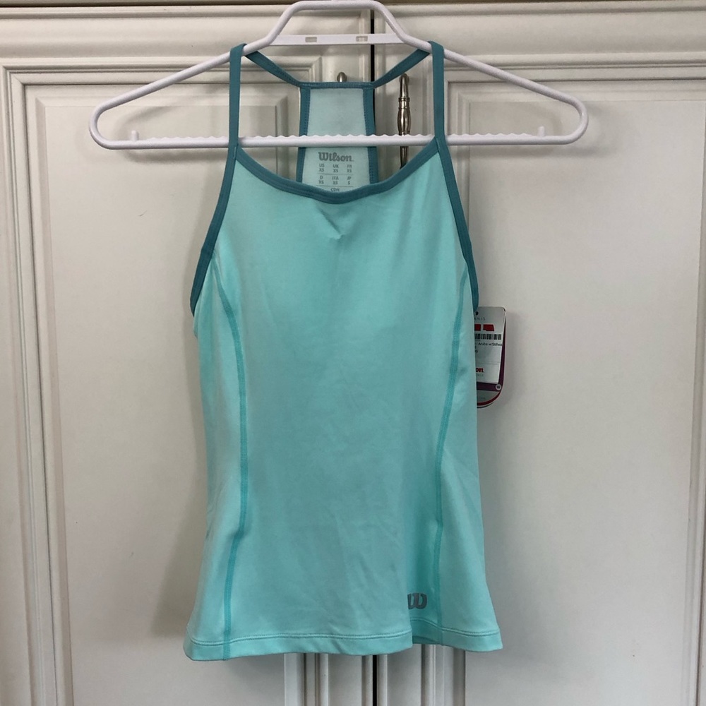 NWT Wilson women’s athletic tank top w/ bra liner